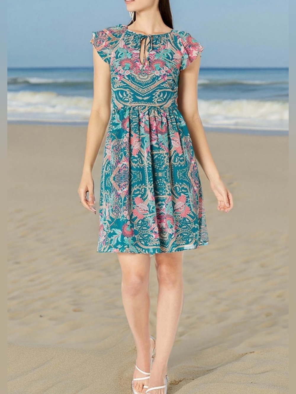 Vince Camino Babydoll Casual Float dress w/ flutter sleeve.
